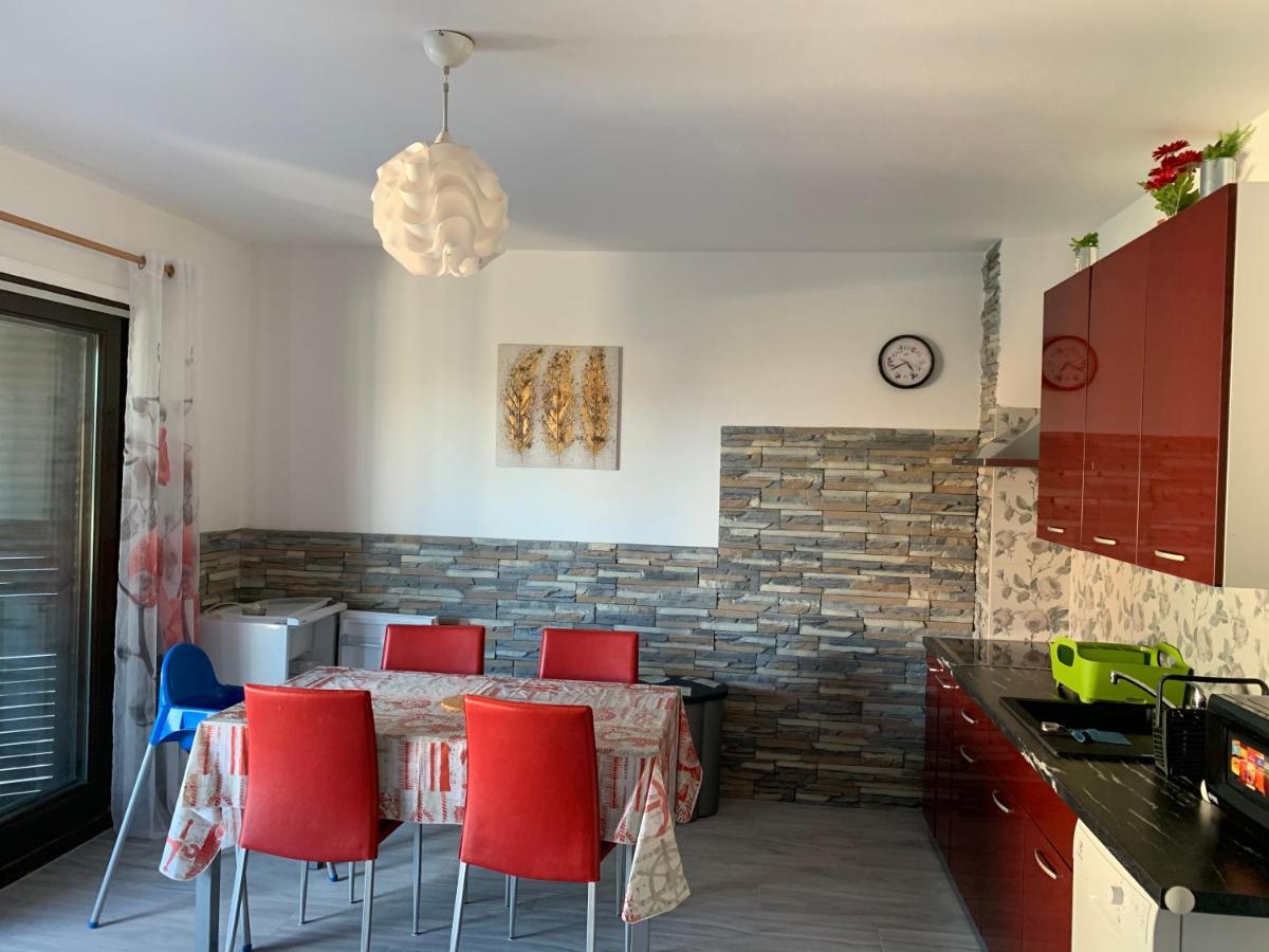 Apartments Matthew & Oscar بورات المظهر الخارجي الصورة